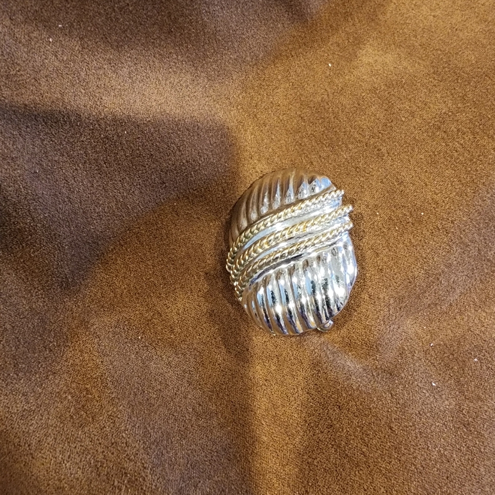 925 Sterling Silver 2 Tone Brooch